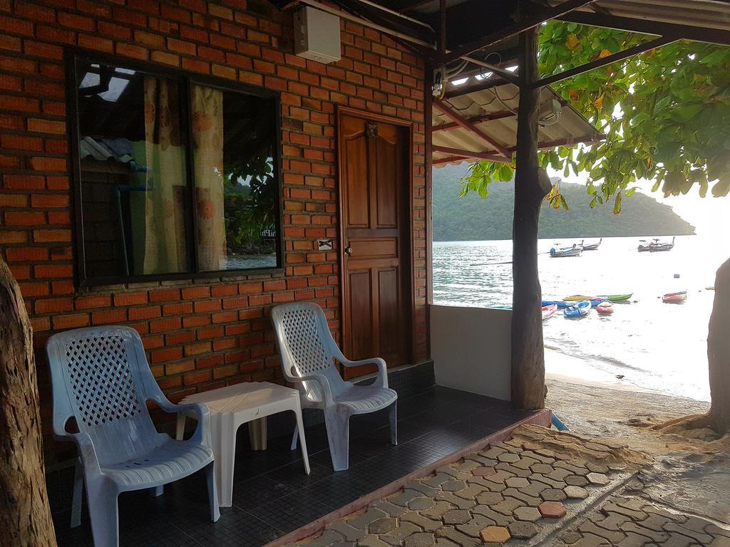 Dalum Beachhouse Hotel Pulau Phi Phi Luaran gambar